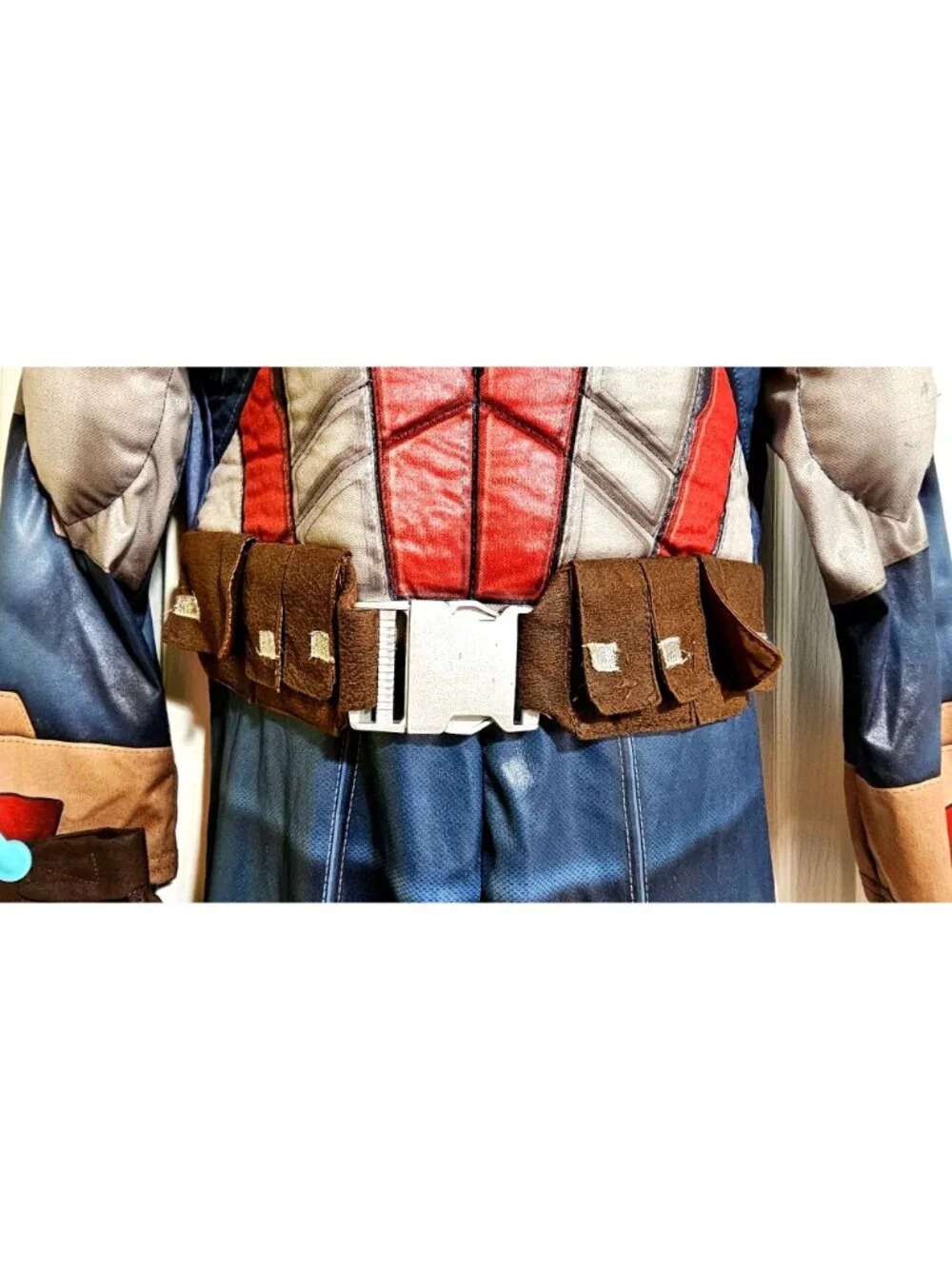 Disney Store Captain America Costume Boys 5-6 Marvel Avengers Shield - Picture 3 of 14